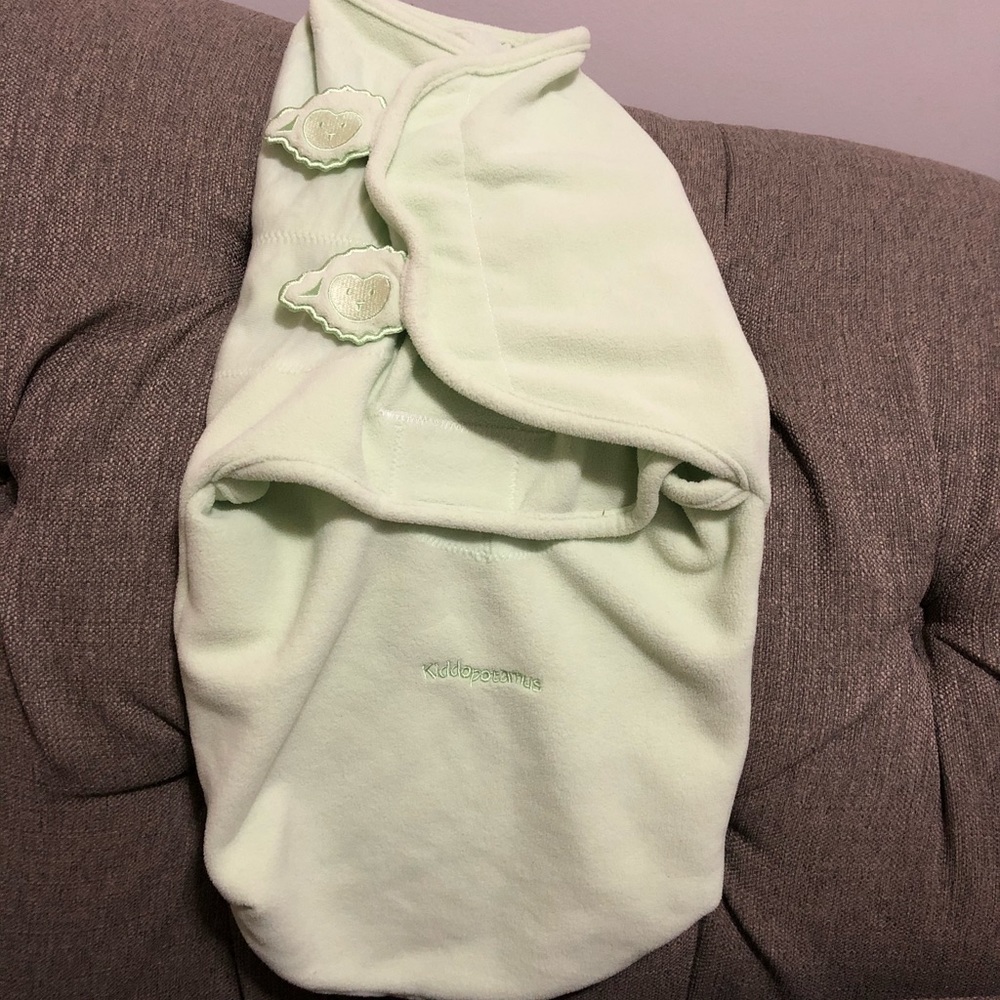 Kiddopotamus SwaddleMe Microfleece 6-12M